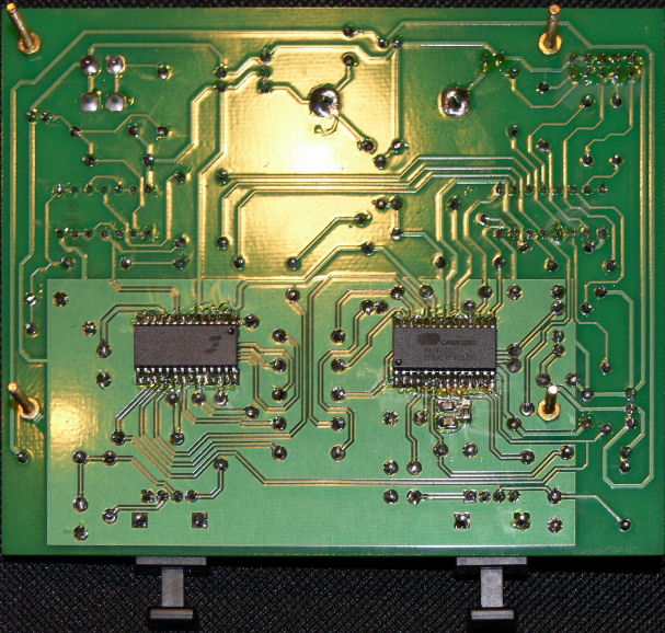 Rückseite der bestückten Platine